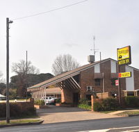 All Travellers Motor Inn - Tourism Canberra