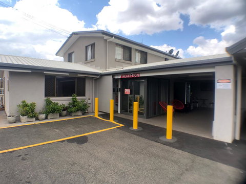 Allan Cunningham Motel - Tourism Canberra 0