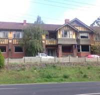 Alpine Retreat Hotel - Tourism Canberra
