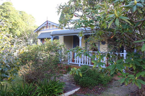 Ambrose Cottage Front Apartment - Tourism Canberra 1