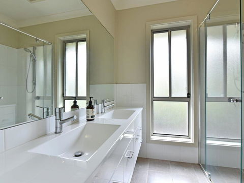 Angophora @ The Vintage - Tourism Canberra 3