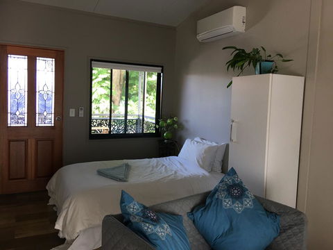 Annerley-granny Flat,private, New, Convenience - Tourism Canberra 0