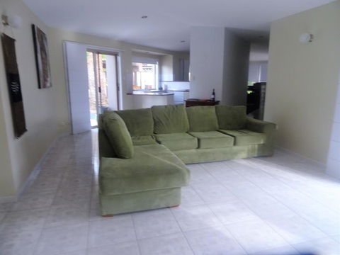 Apurla Hervey Bay - Located At The Point - Tourism Canberra 1