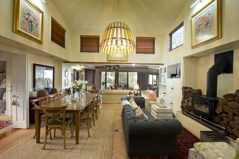 Arabella Guesthouse - Tourism Canberra 2