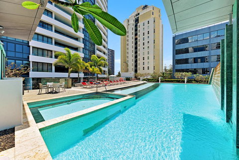 Aria Private 3 Bed In The Heart Of Broadbeach - Tourism Canberra 1