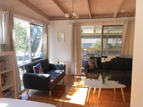 Ariel's Beach House - Tourism Canberra 1