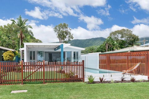 Arlington Beach House - Tourism Canberra 1