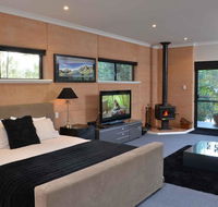 Aroha - Tourism Canberra