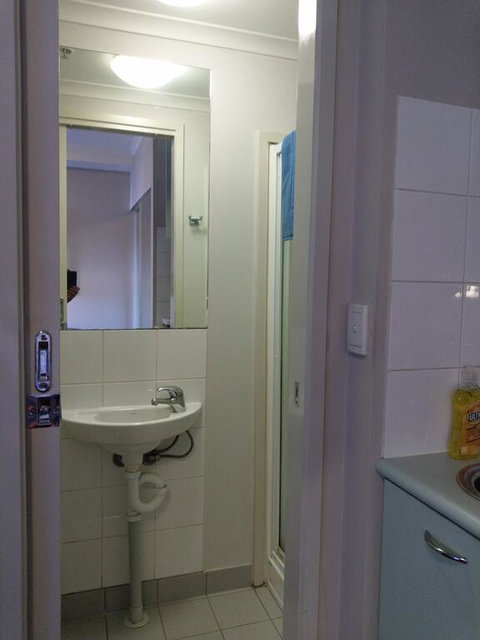 Arrow On Swanston Studio Apartment - Tourism Canberra 3
