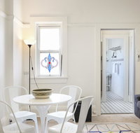 Art Deco Oasis Minutes From the City - Tourism Canberra