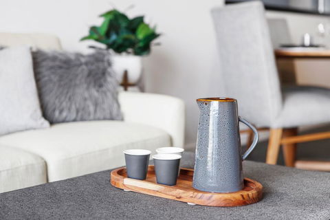 Ascent Apartment With Ocean Views By Ready Set Host - Tourism Canberra 3