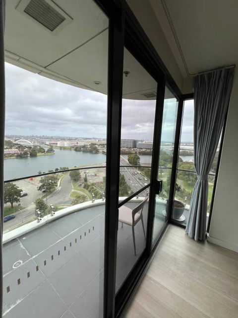 Luxury Apartment With Panoramic Views - Tourism Canberra 1