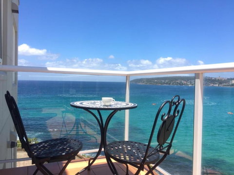 Manly Waterfront Beach Stay - Tourism Canberra 1