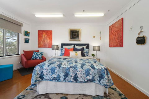 Marche Home Stay, Immaculate Presentation, Private & Relaxing - Tourism Canberra 0