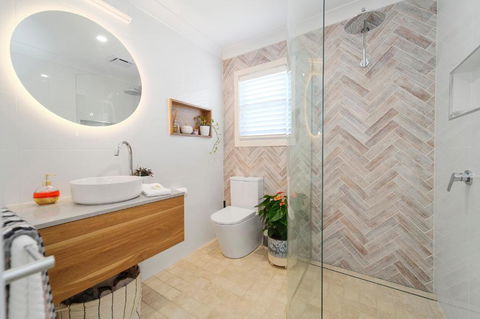 Marche Home Stay, Immaculate Presentation, Private & Relaxing - Tourism Canberra 3