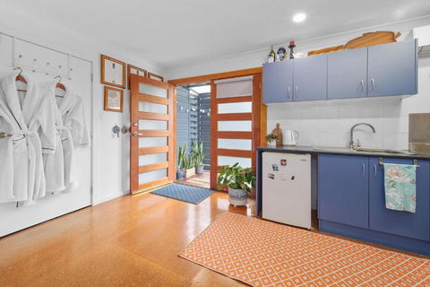 Marche Home Stay, Immaculate Presentation, Private & Relaxing - Tourism Canberra 2