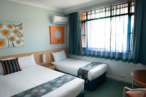 Markets Hotel - Tourism Canberra 1