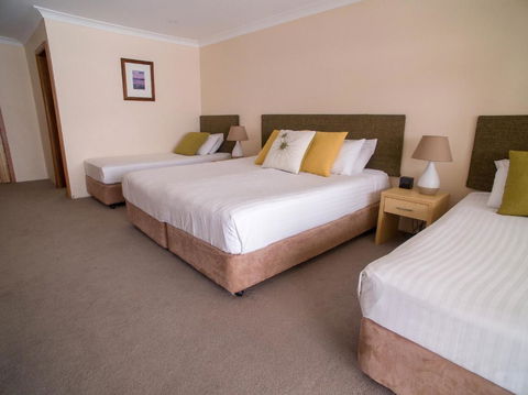 Marritz Hotel - Tourism Canberra 3