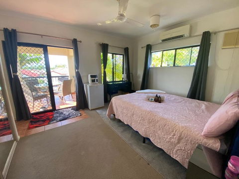 Master Ensuite And Private Balcony - Tourism Canberra 1