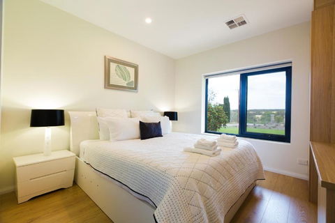 Mattner House Family Vacation Resort - Tourism Canberra 1