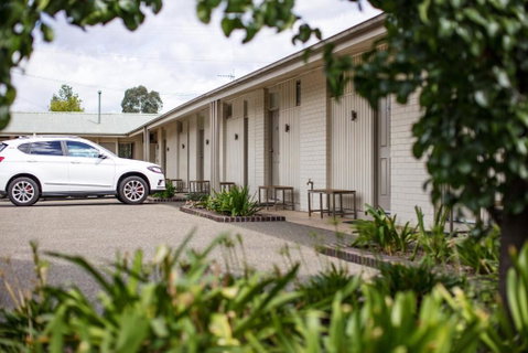 Merivale Motel - Tourism Canberra 0