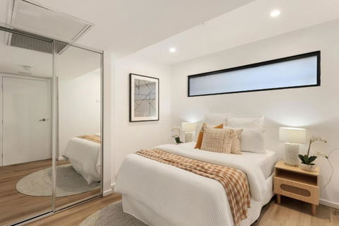 Modern Luxury Gabba Apartment - Tourism Canberra 1