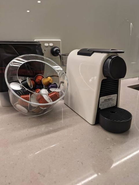 Modern 2 Bedroom Apartment Close To All Amenities! - Tourism Canberra 1