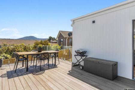 Mountain View Villa-close To Shops-10min To CBD - Tourism Canberra 0