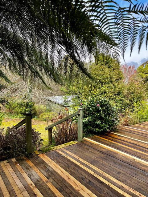 Mountain Views In Vesper Victoria - Tourism Canberra 2