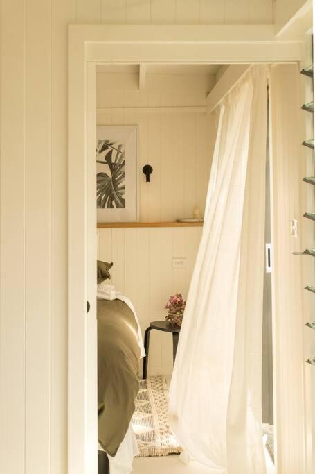 MY MALUA An Architects Own Beach House - Tourism Canberra 3