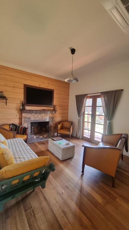 Myrtlebank Cottage Farmstay - Tourism Canberra 0