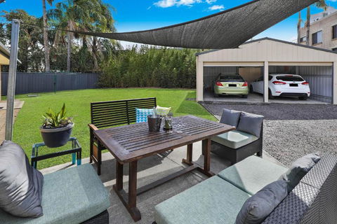 NAROO7- PRIME, CENTRE OF MOOLOOLABA LOCATION - Tourism Canberra 3