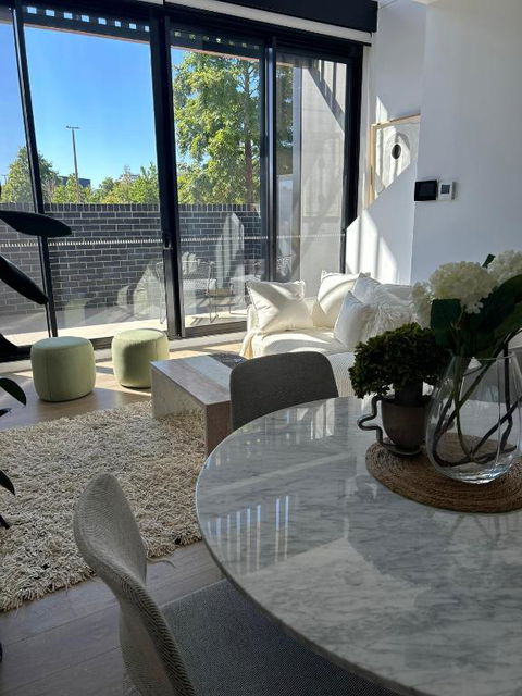 New & Modern Loft 1bd W/Pool&Gym - Tourism Canberra 1
