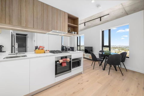 NEW Chic Stature Southbank 2 Bd - Tourism Canberra 0