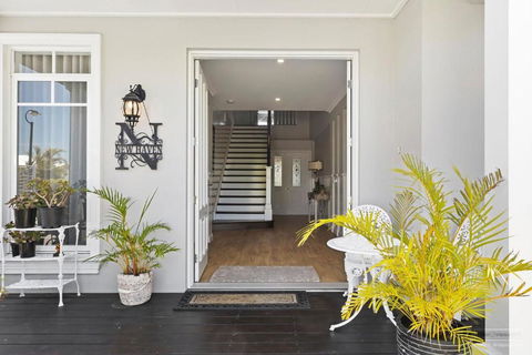 NEW HAVEN - Garden View Balcony - Tourism Canberra 2