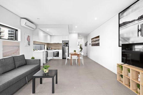 New Modern 2BR 2baths Apt In Homebush Sleeps 6 - Tourism Canberra 0