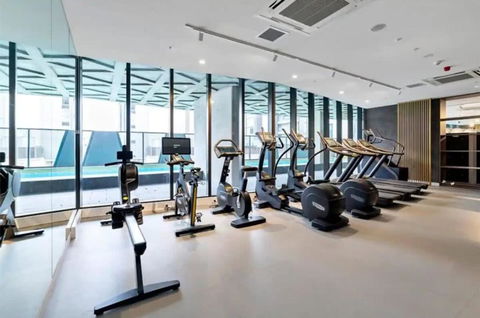 NEW Skyline View Luxury Apt Homey Heart Of ADL - Tourism Canberra 2