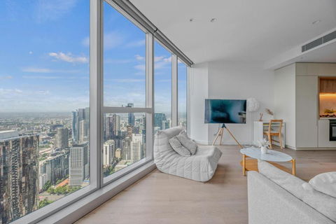 NEW Top Floor L70 CBD Luxury Apt - Tourism Canberra 3
