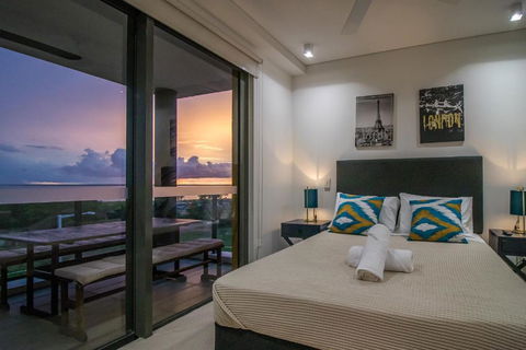 NEW - ZEN AT THE WATERFRONT - Luxury Waterfront Holiday Home For Families & Friends - Tourism Canberra 0