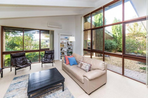 Nixon House - Tourism Canberra 0