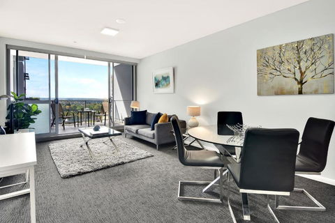 North Sydney Large Two Bedroom MIL2302 - Tourism Canberra 0