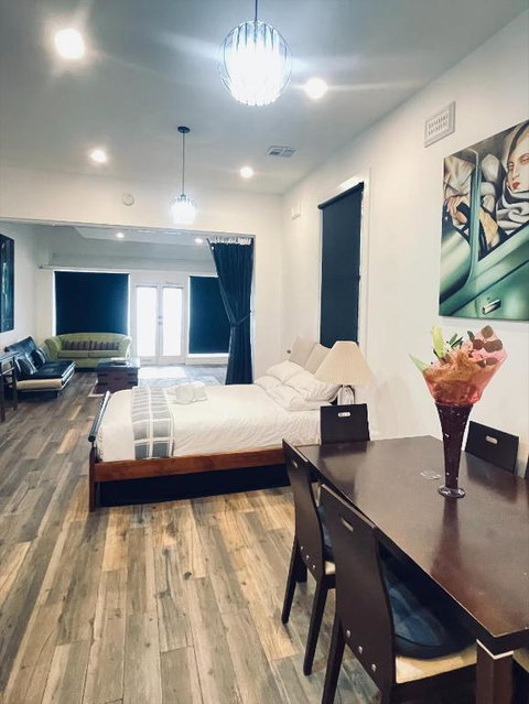 Northcote Spacious Studio - Tourism Canberra 0