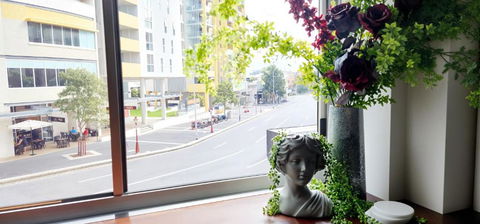 NYC Loft Brisbane, Free Parking! - Tourism Canberra 1