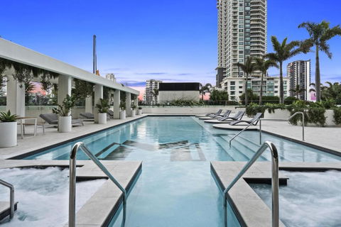 OCEAN Views In Beachside 2-Bedroom Unit - Q Stay - Tourism Canberra 3