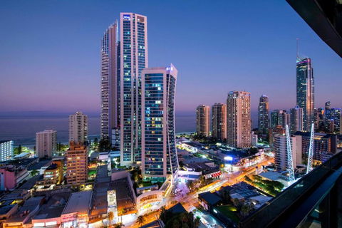 OCEAN VIEW APARTMENTS - Circle On Cavill - Self Contained & Privately Managed - Tourism Canberra 2