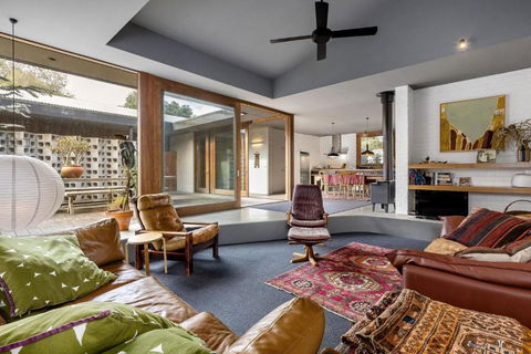 One-Dunny Beach House - Tourism Canberra 2