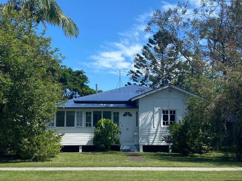 Original Surf Cottage In Heart Of Pottsville Beach - Tourism Canberra 0
