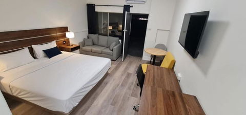 OUYEN MOTEL - Tourism Canberra 1