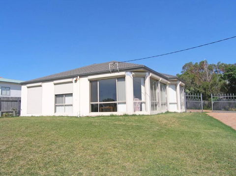 ORSO1O - Water View House - Tourism Canberra 0
