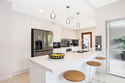 Park Avenue Luxe Townhouse Brand New Sleeps 9 - Tourism Canberra 3